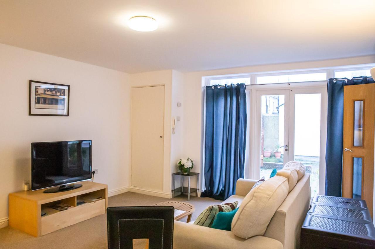 Stylish Modern Mews House In Central St Leonards Χέιστινγκς Εξωτερικό φωτογραφία