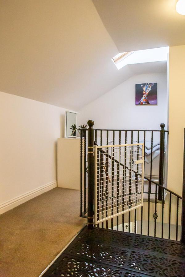 Stylish Modern Mews House In Central St Leonards Χέιστινγκς Εξωτερικό φωτογραφία