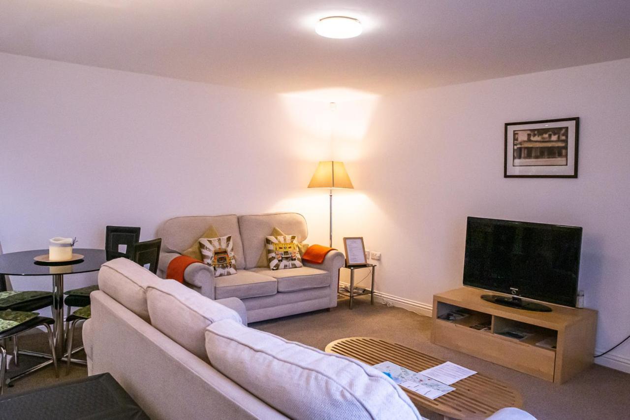 Stylish Modern Mews House In Central St Leonards Χέιστινγκς Εξωτερικό φωτογραφία